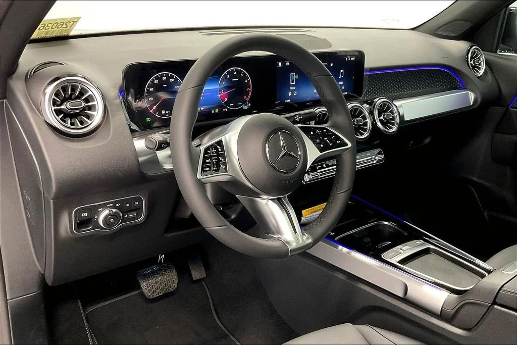 New 2026 Night Black Mercedes-Benz GLB 250 image 20
