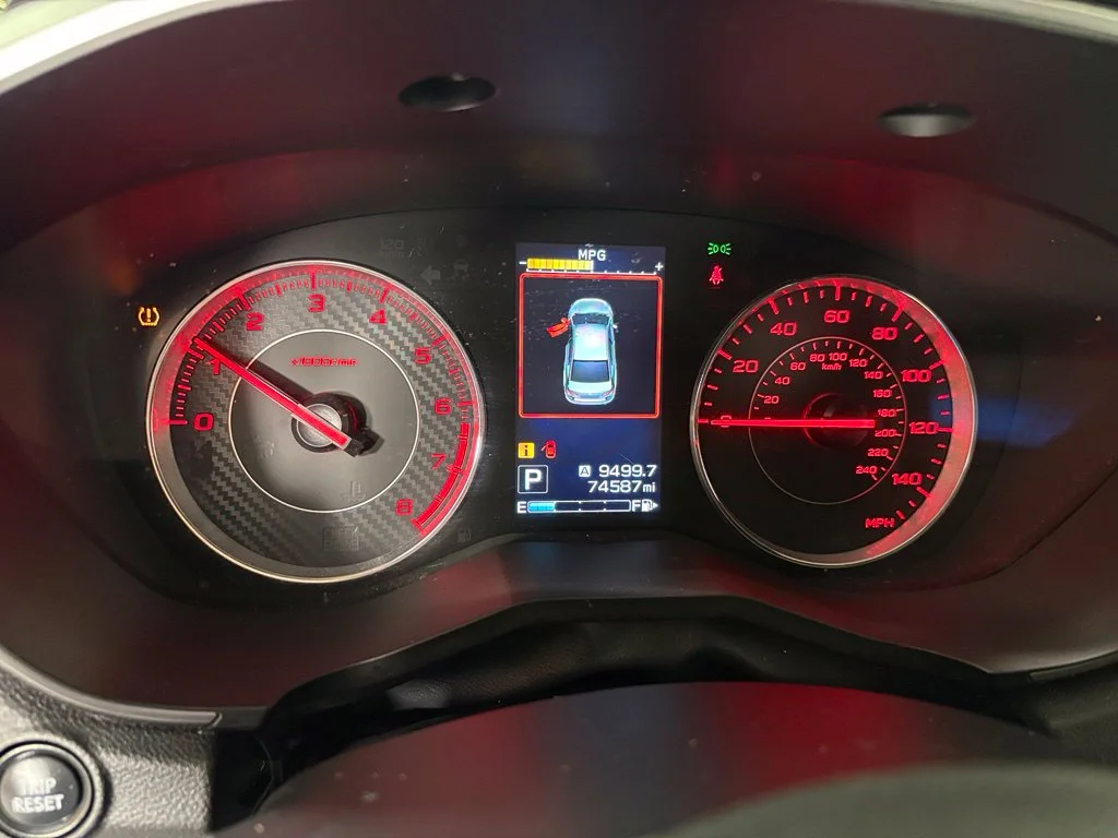Used 2019 White Subaru 2.0i Sport image 28