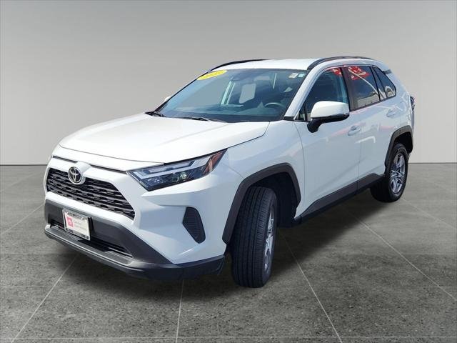 Certified Used 2025 ICE CAP Toyota  image 3