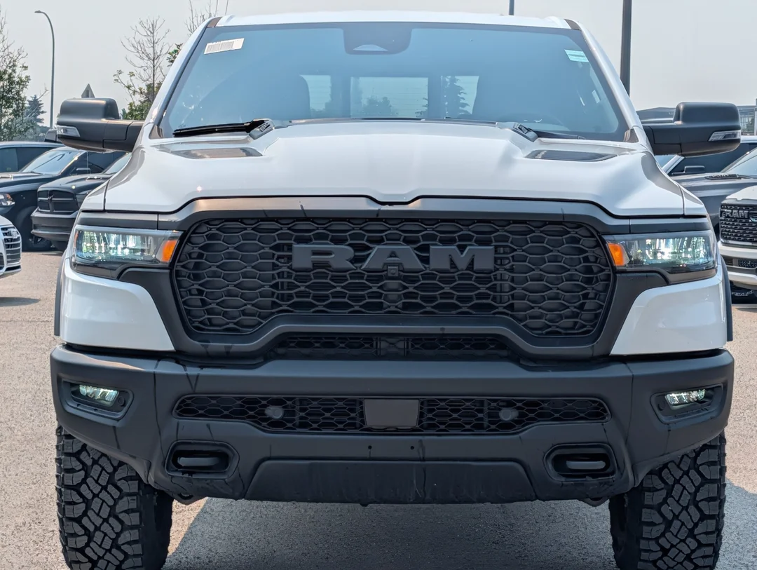 New 2026 White RAM Rebel - - Hurricane Twin Turbo - Rebel Lvl 1 Grp - 124.9L Fuel Tank - Perf Tuned Shocks & More! image 3