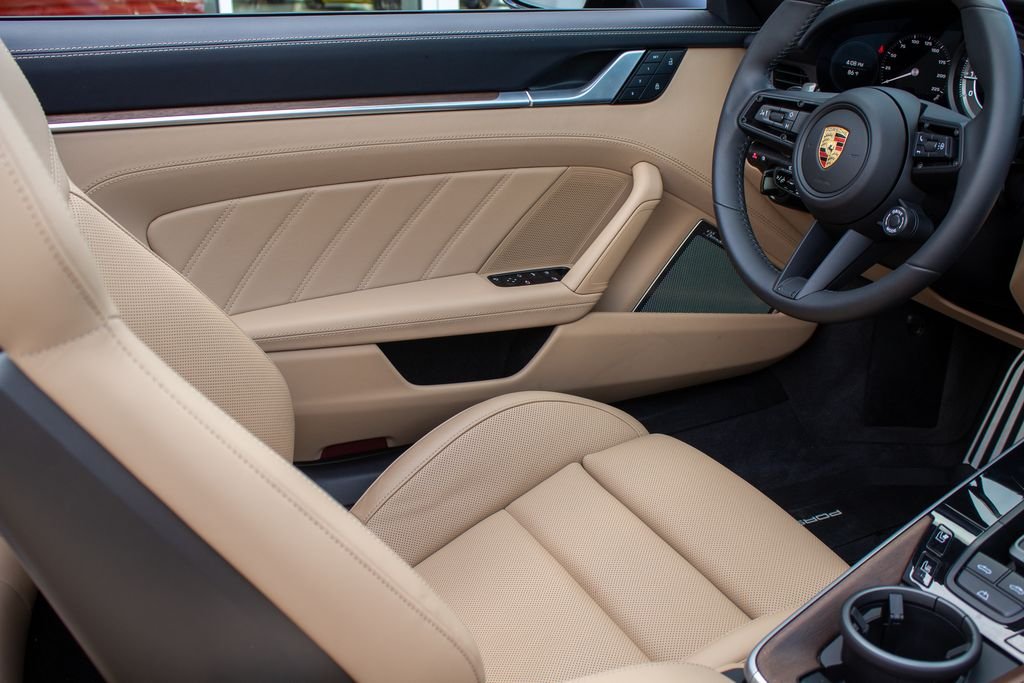 Used 2025 Jet Black Metallic Porsche Turbo S image 19