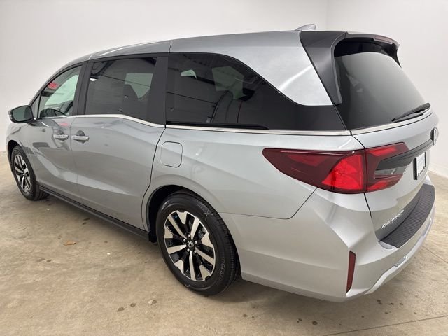 New 2026 Silver Honda EX-L image 7