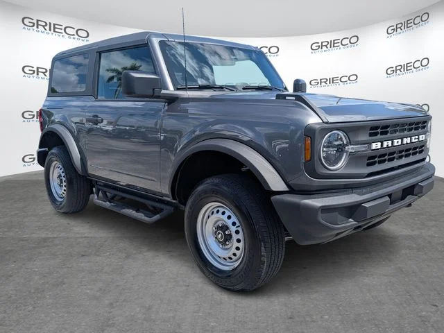 2025 Ford Bronco Base 4x4's photo