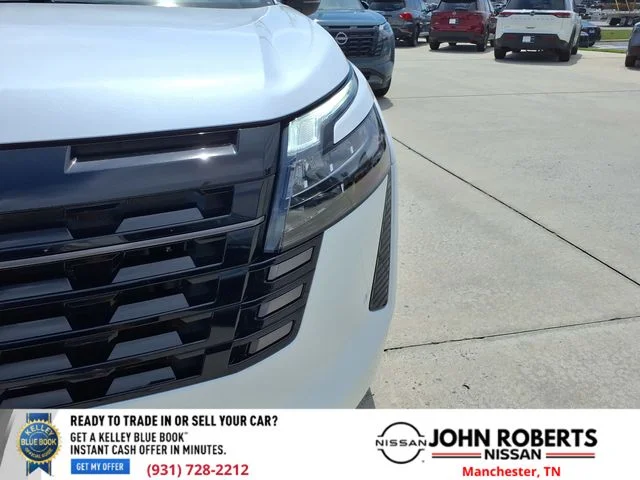 New 2026 Everest White Pearl TriCoat Nissan SL image 14