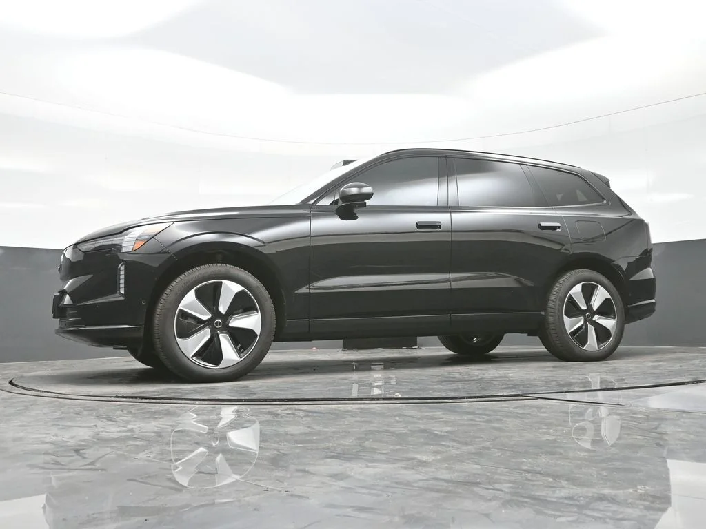 2025 Volvo EX90 Plus - Photo 40