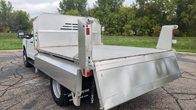 New 2026 Oxford White Ford XL image 9