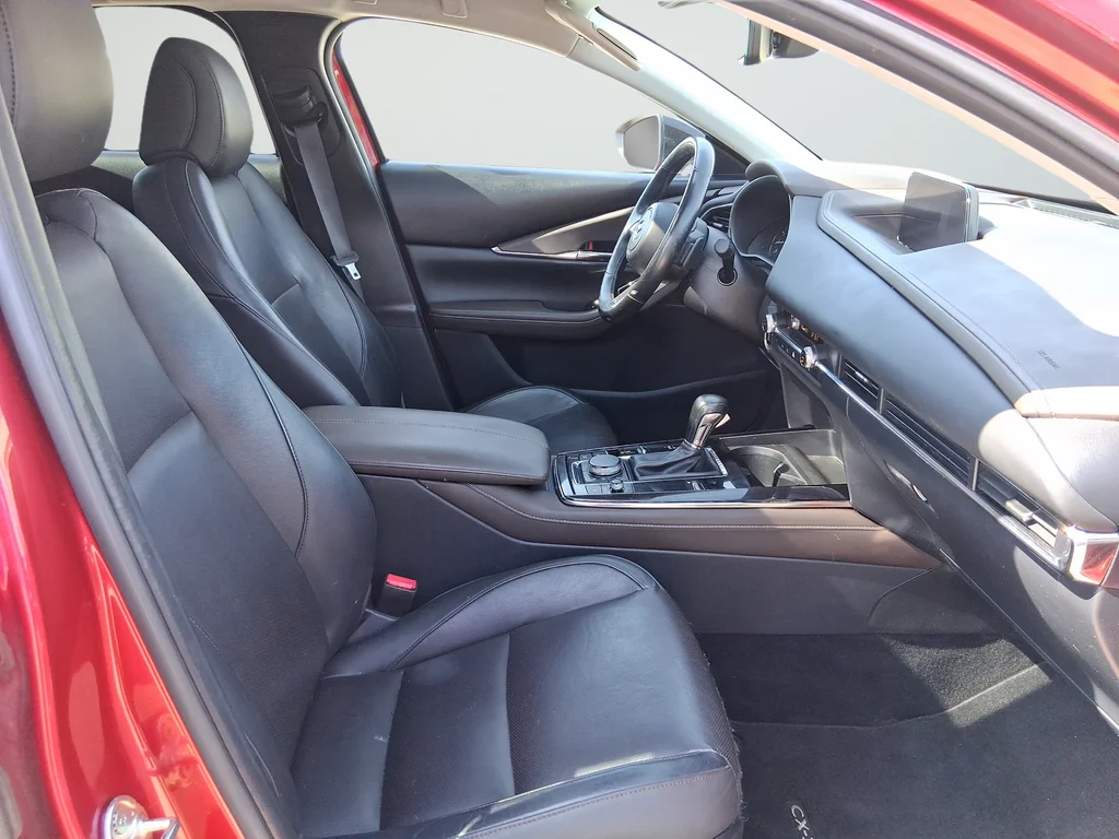 Used 2021 Red Mazda Turbo image 25