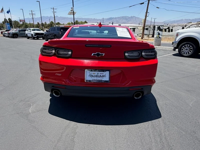 Used 2021 RED HOT Chevrolet 1LT image 4
