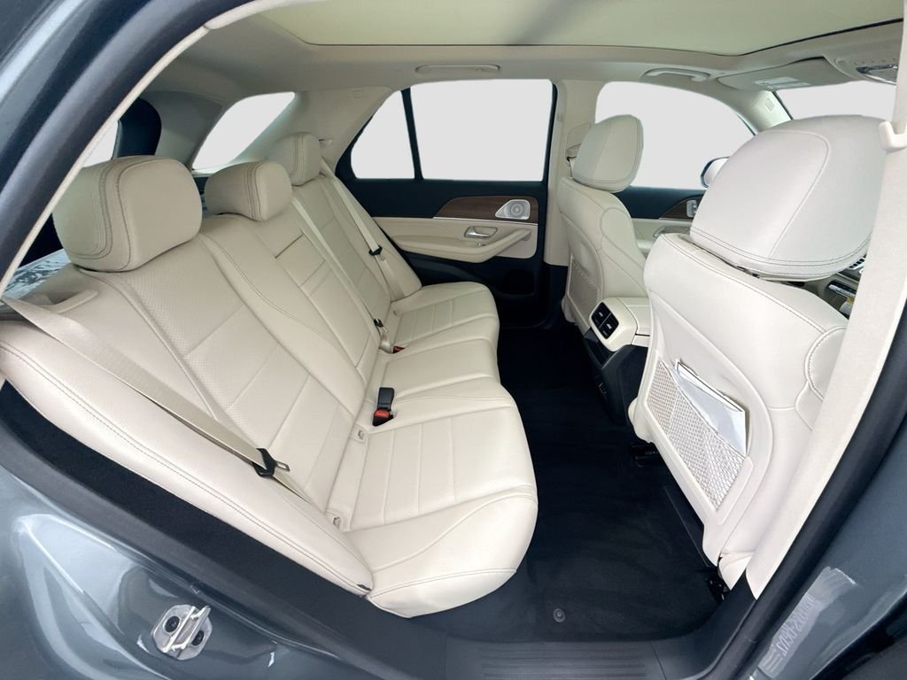 New 2026 Selenite Grey Metallic Mercedes-Benz GLE 450 image 21