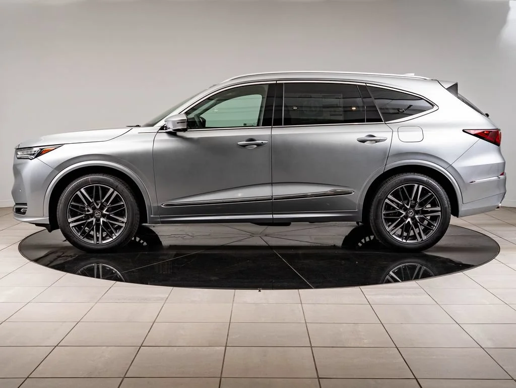 New 2026 Solar Silver Metallic Acura Advance Package image 5