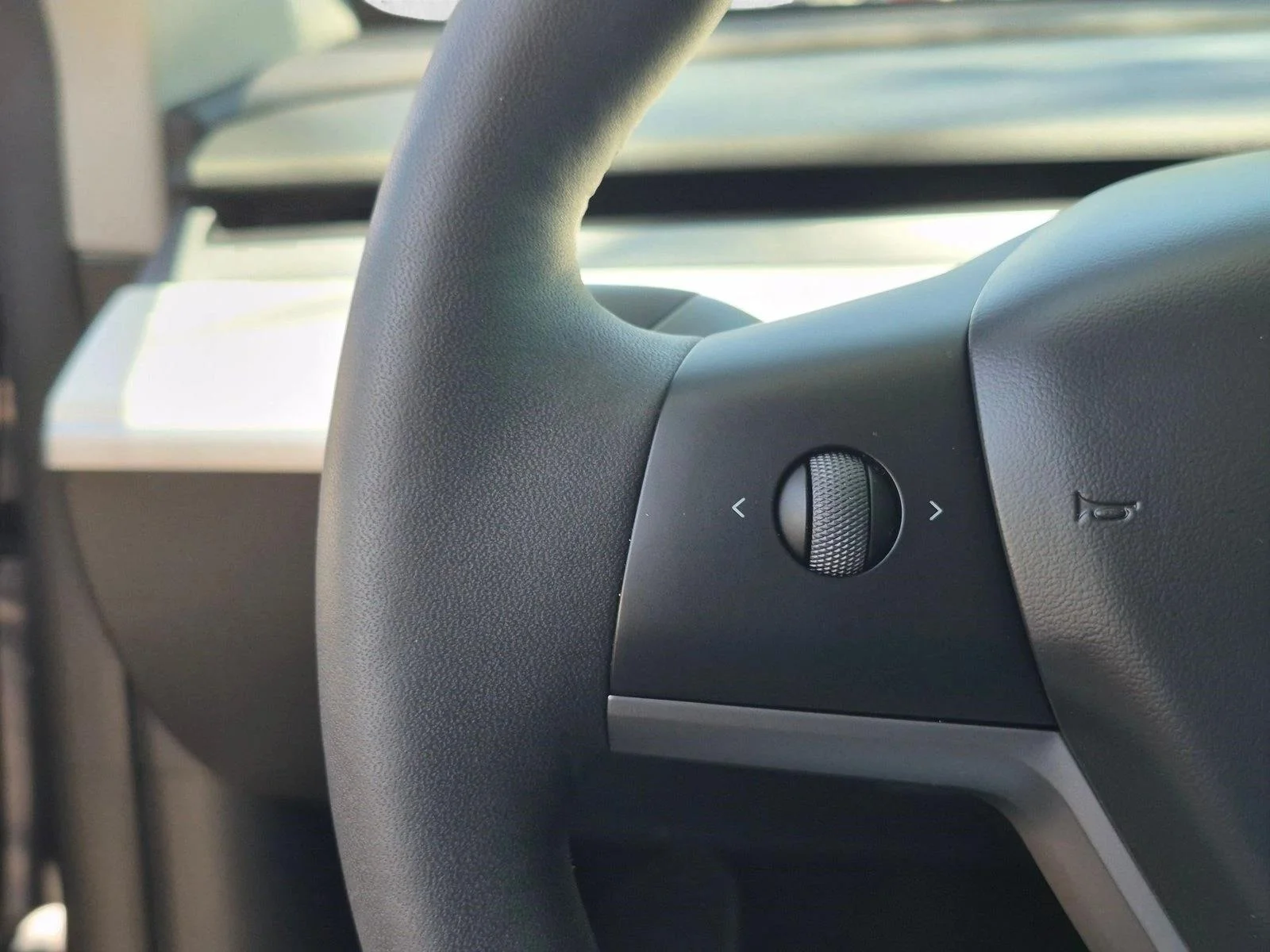 Used 2025 Pearl White Multi-Coat Tesla Long Range image 12