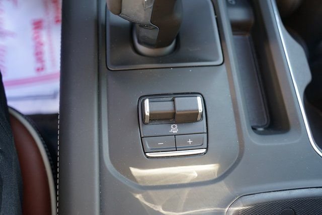 2025 GMC SIERRA - Image 18