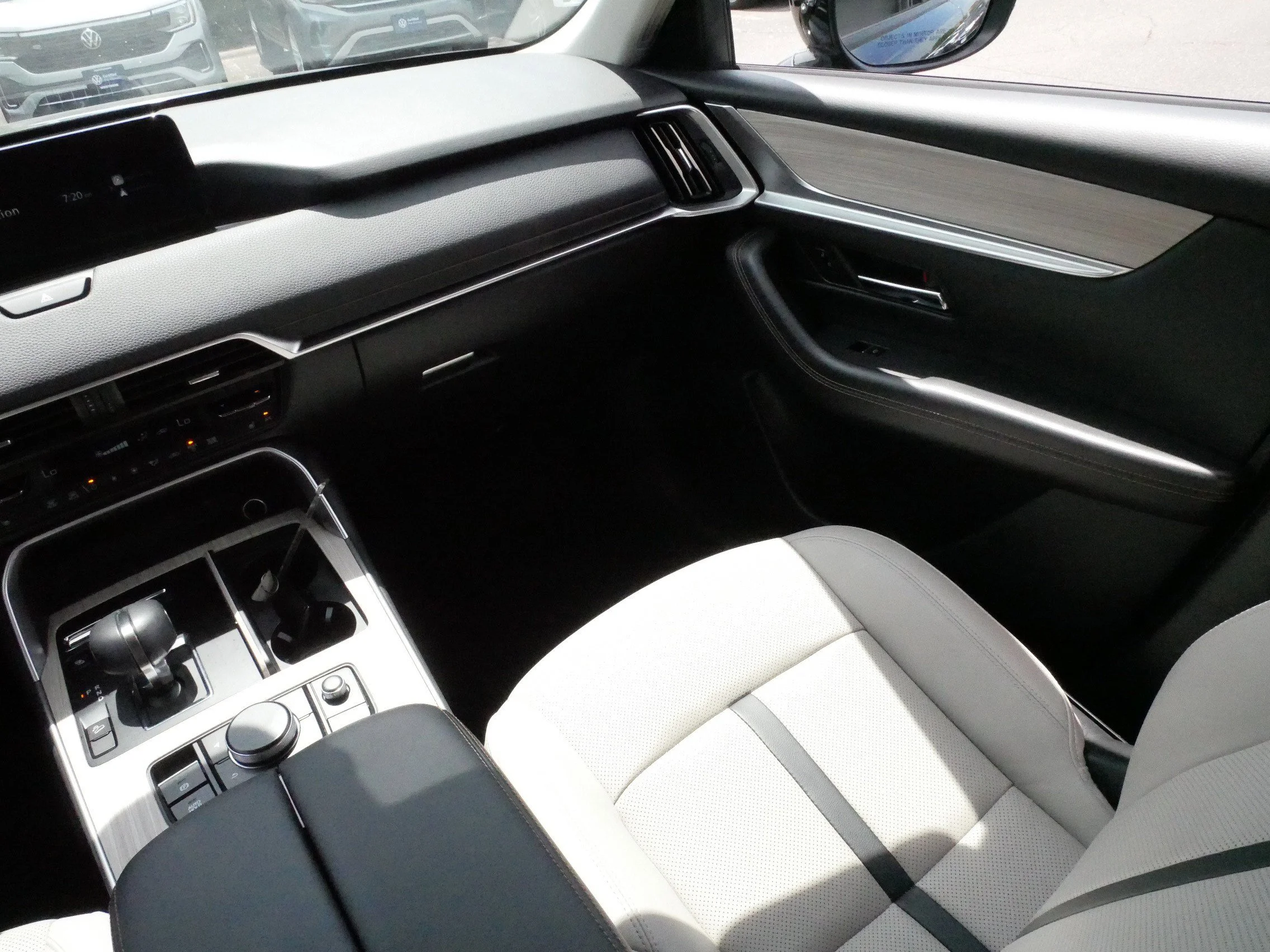 Used 2024 Jet Black Mica Mazda Preferred image 11