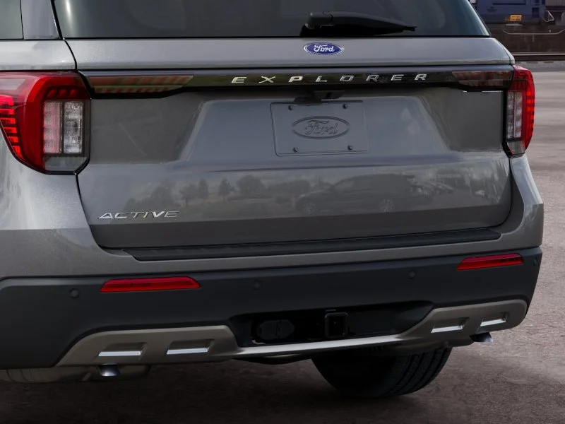 New 2027 Carbonized Gray Metallic Ford Active image 23
