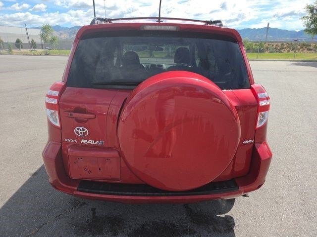 Used 2009 Red Toyota Ltd image 4