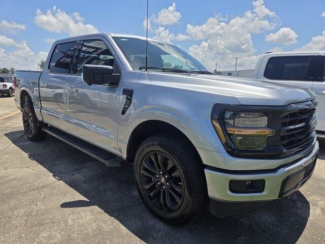 New 2026 Iconic Silver Metallic Ford XLT image 3