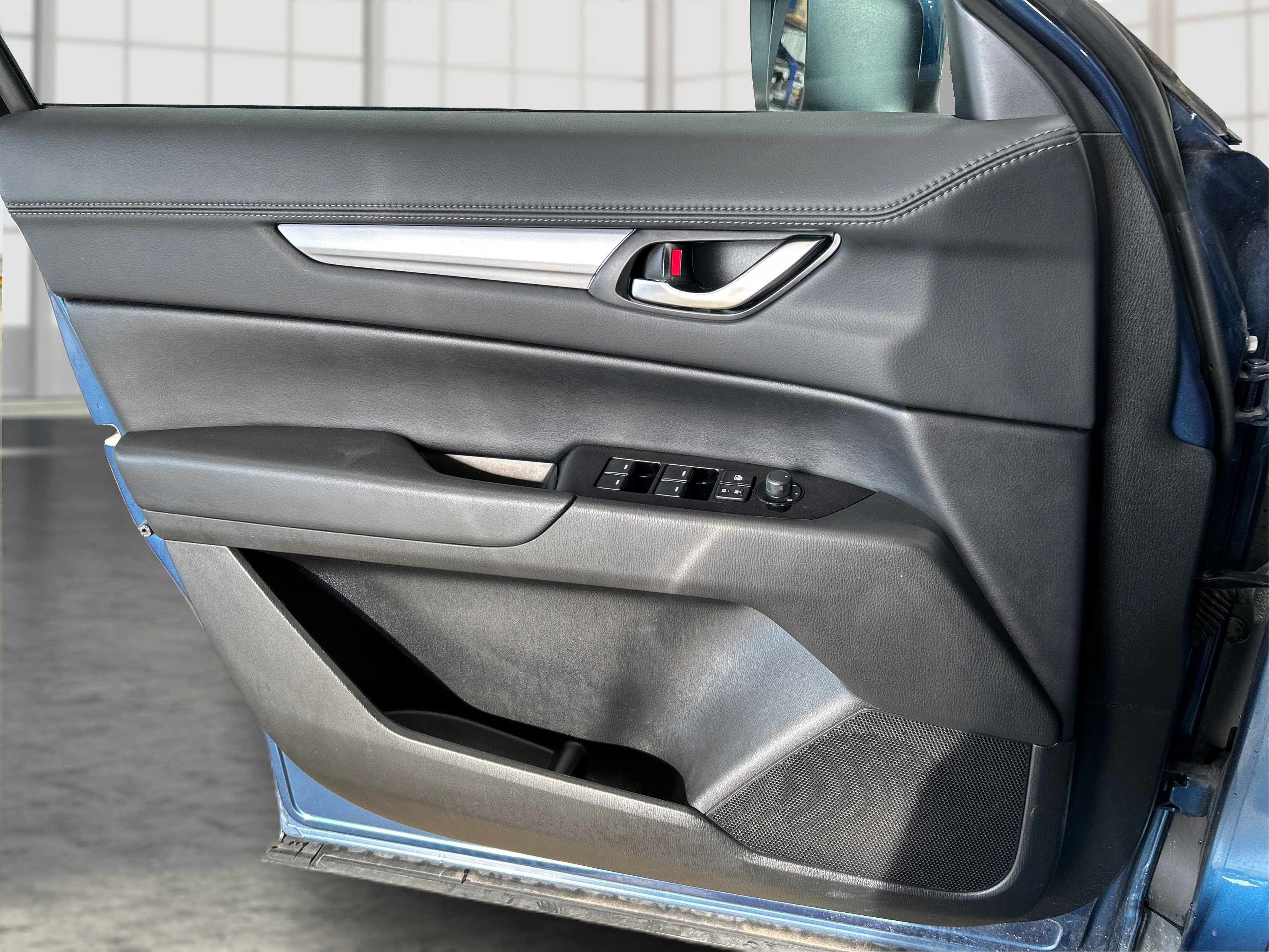 Used 2019 Blue Mazda Touring image 19