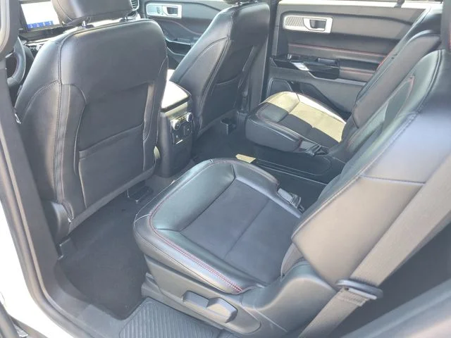 Used 2023 White Metallic Ford ST-Line image 15