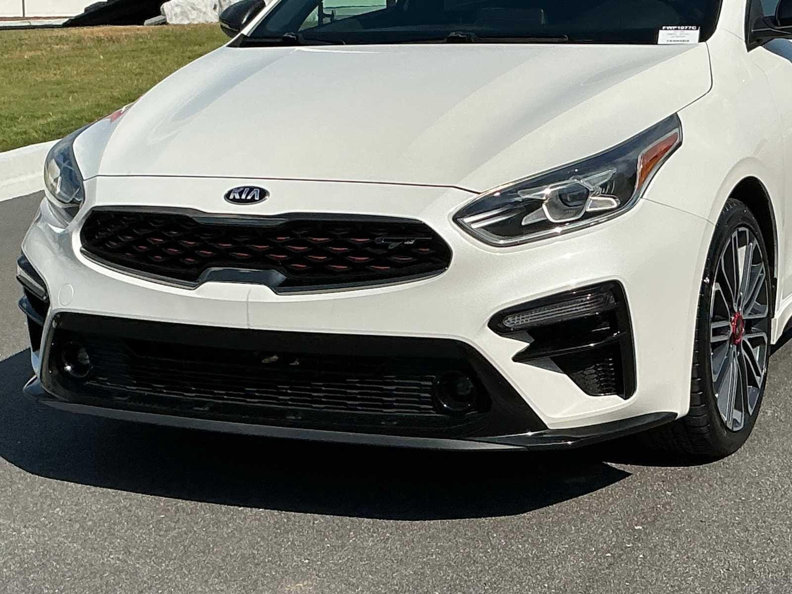 Used 2020 Snow White Pearl KIA GT image 9