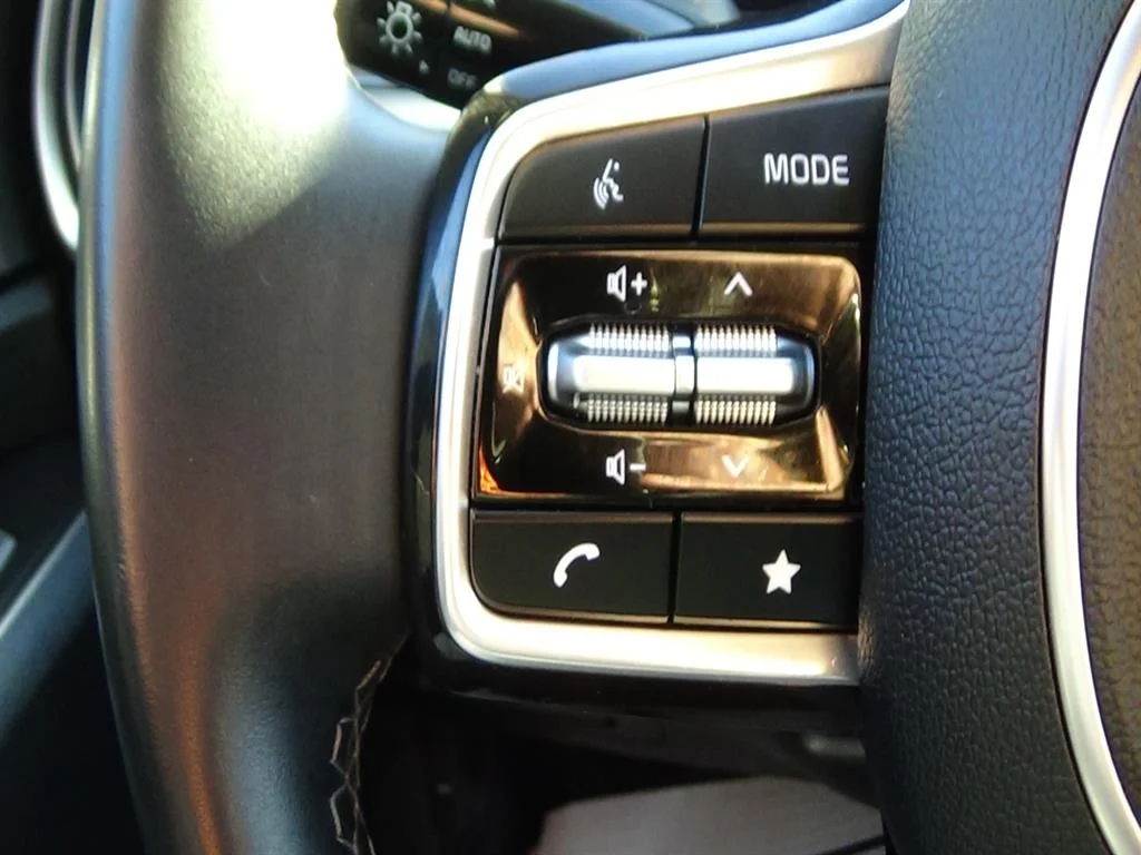 Certified Used 2024 Everlasting Silver (erg) Kia S image 20