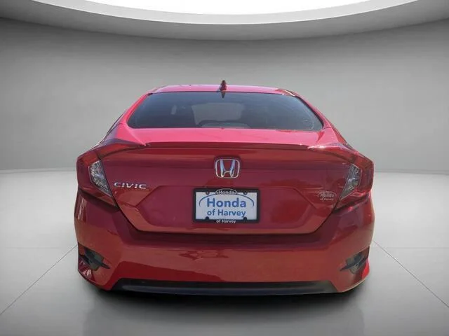 Used 2018 Rallye Red Honda EX-T image 4