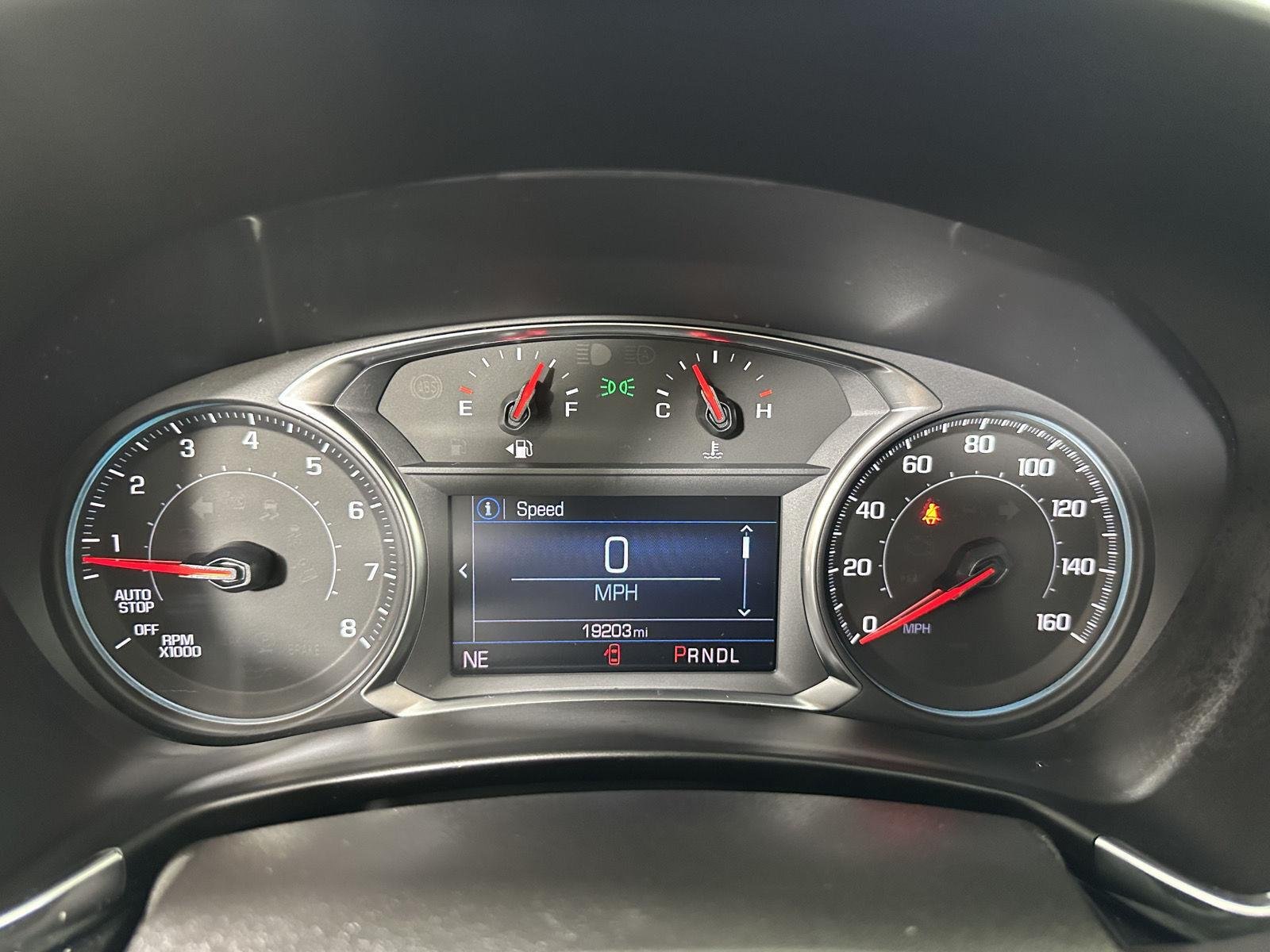 Used 2024 Summit White Chevrolet LT image 31
