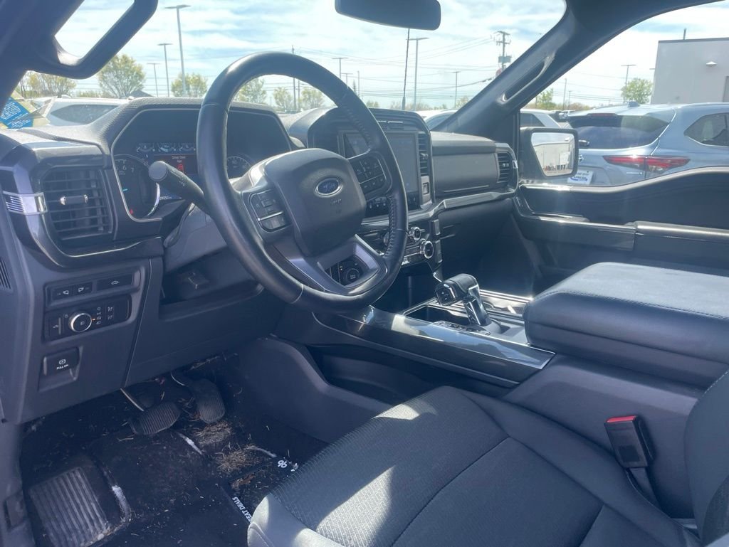 Used 2022 Black Ford XLT image 8