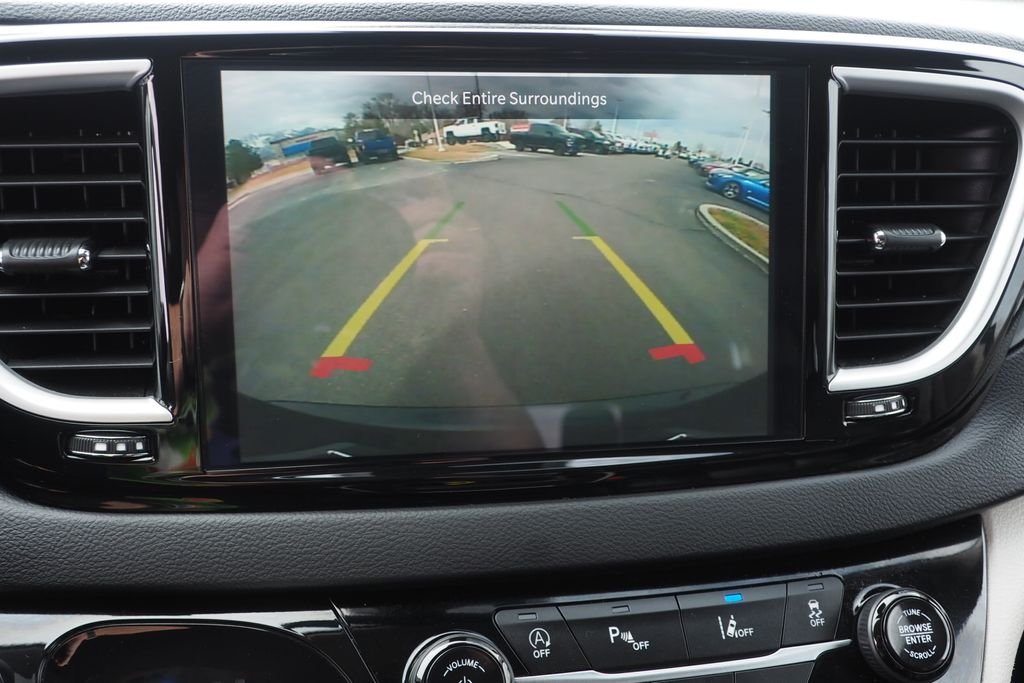 Used 2024 Black Chrysler Touring L image 25
