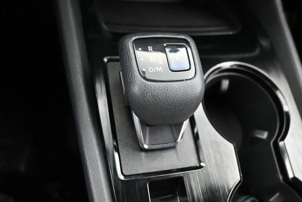 Used 2021 Gray Nissan S image 19
