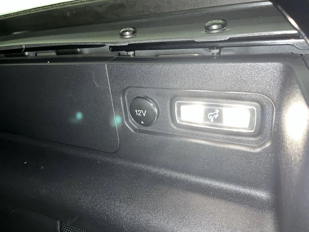 Used 2023 Black Ford Wildtrak image 28