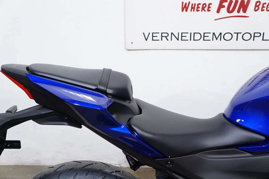 New 2026 TEAM YAMAHA BLUE Yamaha R3 image 12
