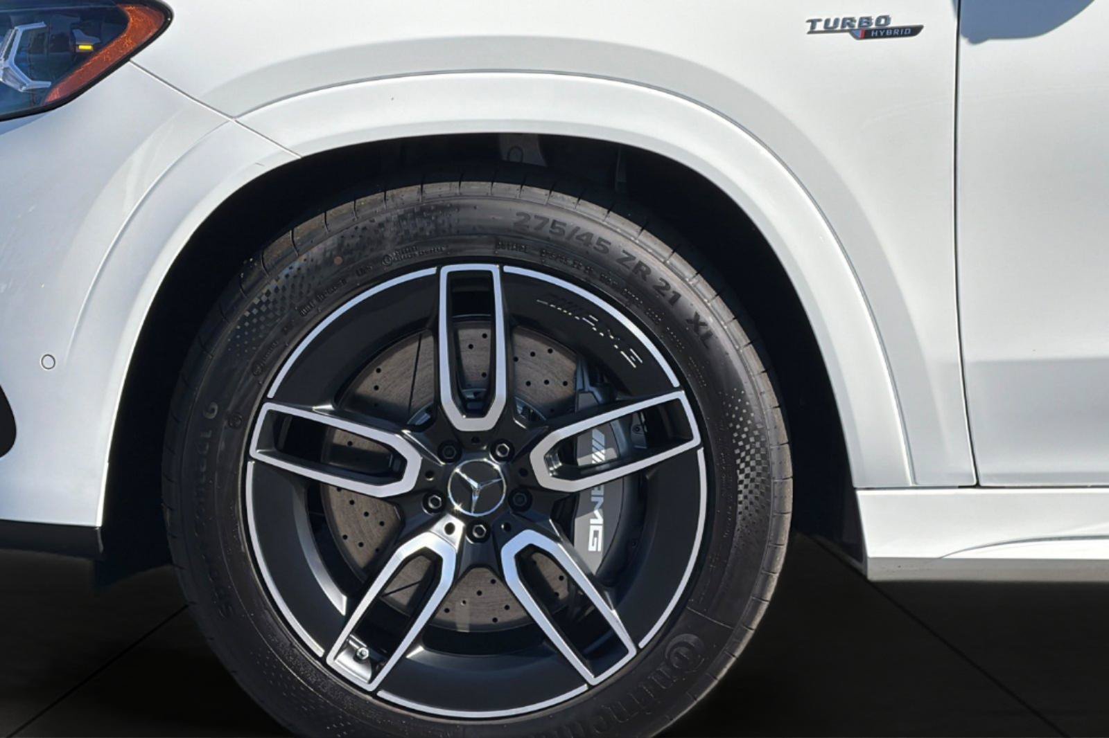 New 2027 Polar White Mercedes-Benz AMG® GLE 53e image 3