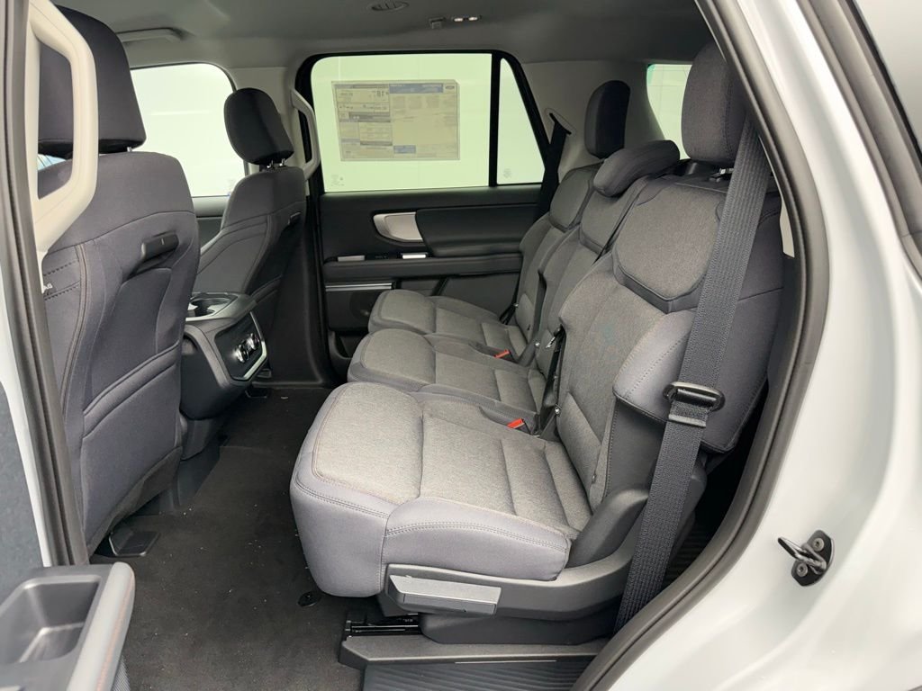 New 2025 Space Silver Metallic Ford Active image 54