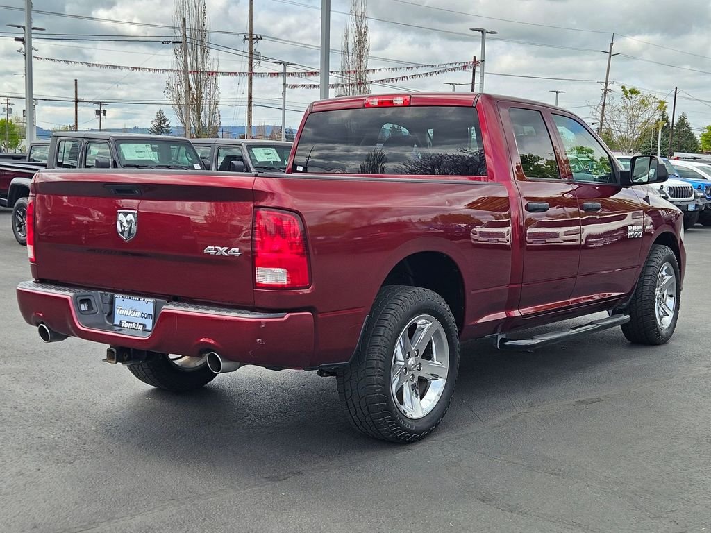 Used 2017 Delmonico Red Pearlcoat Ram Express image 6
