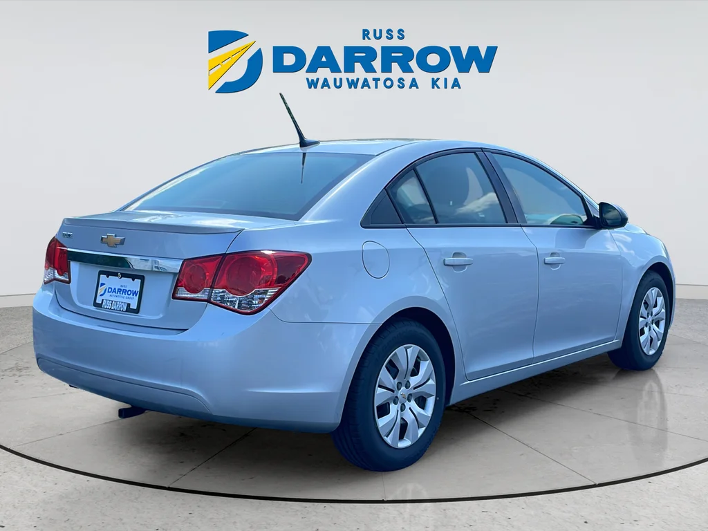 Used 2013 Silver Chevrolet LS image 5