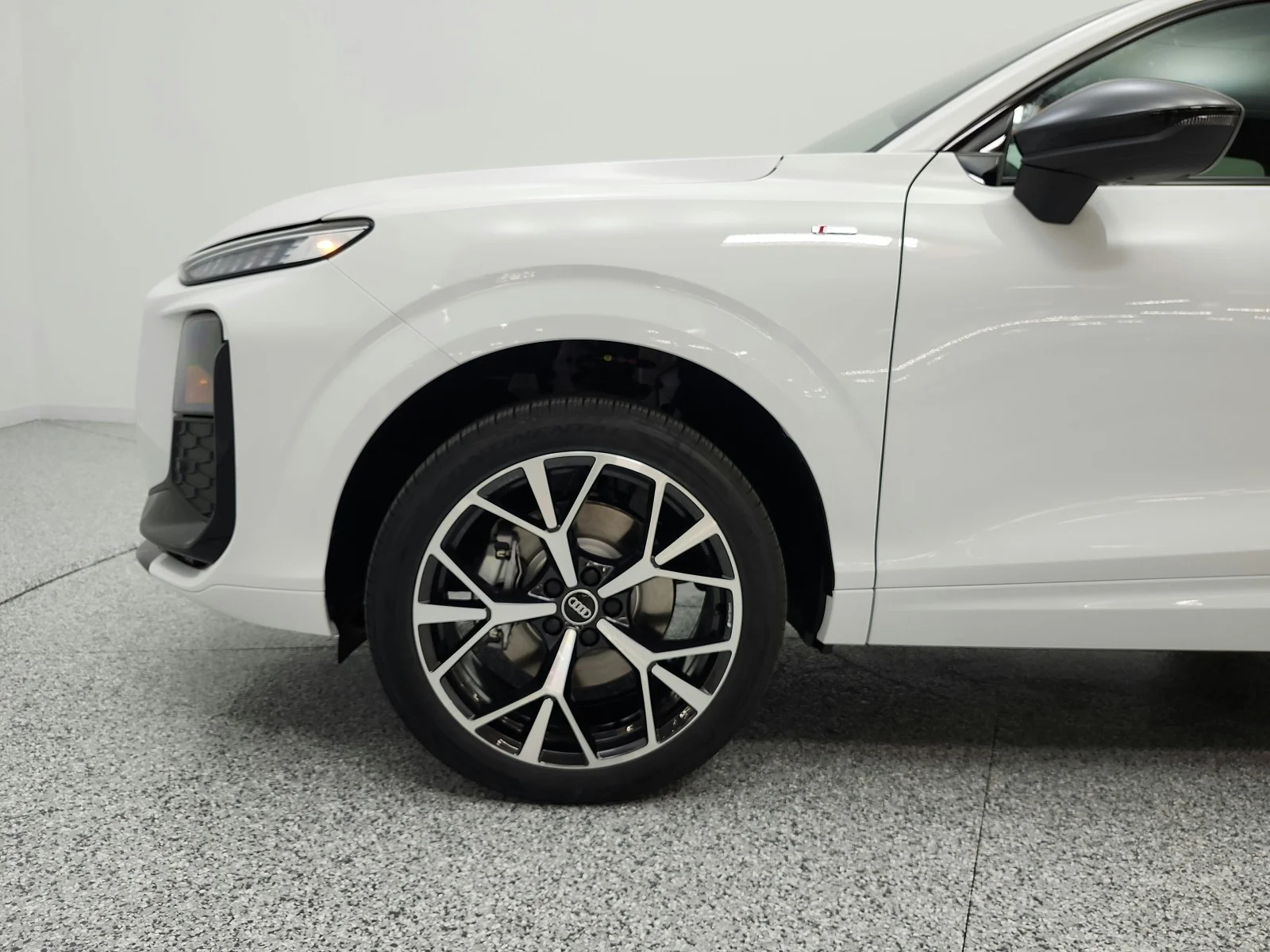 New 2026 Arkona White Audi S line quattro image 15