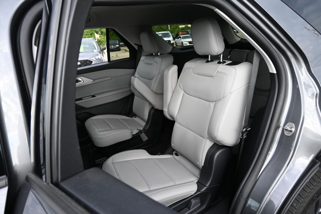 Used 2026 Gray Metallic Ford Active image 28