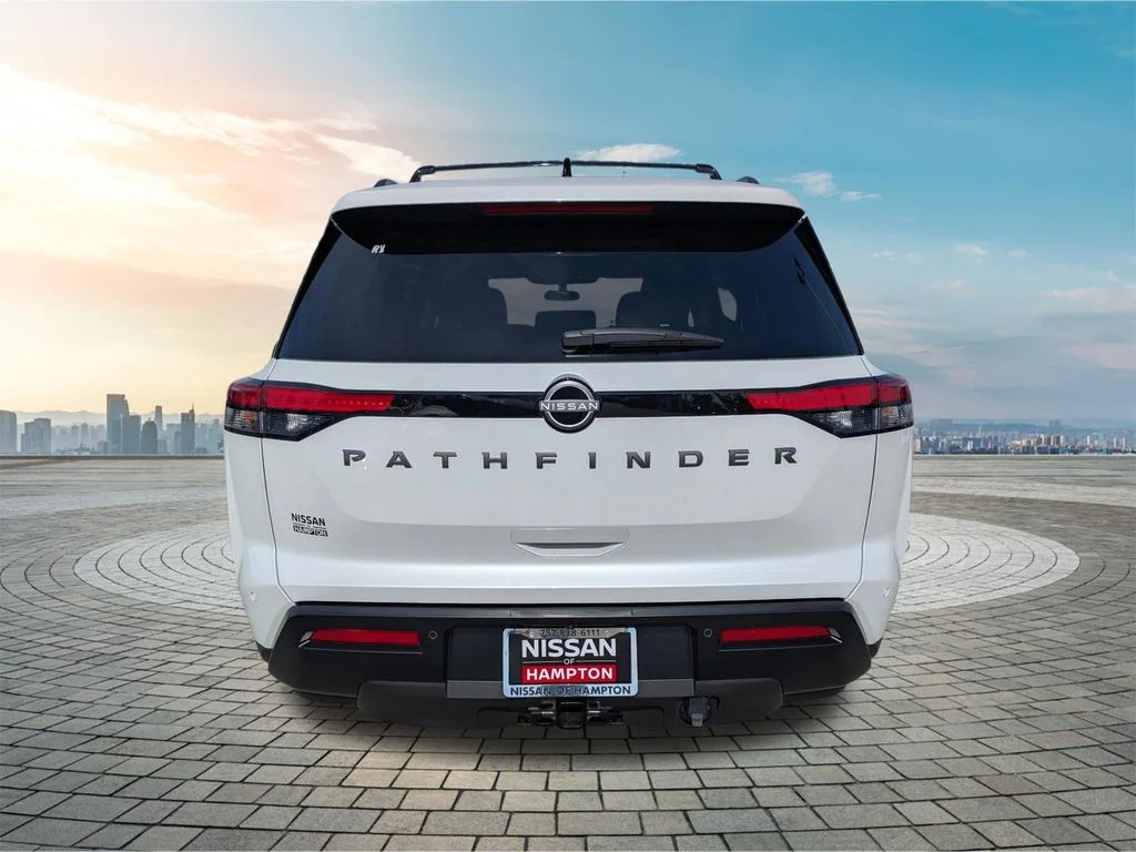 New 2026 Everest White Pearl Tricoat Nissan SV image 5