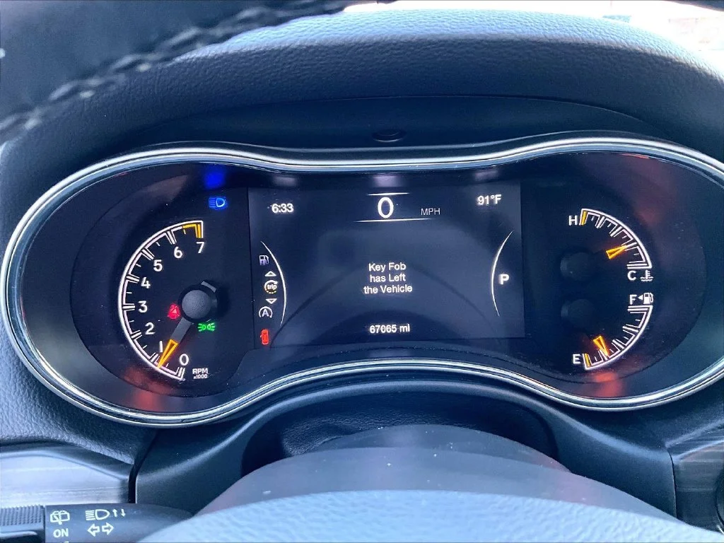 Used 2020 White Jeep Limited image 21