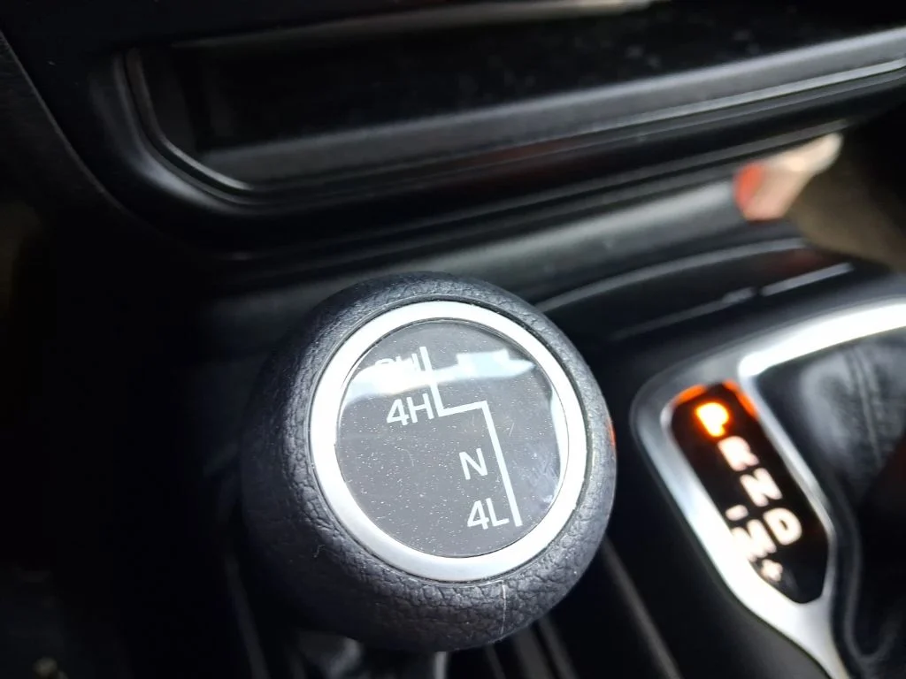 Used 2023 Black Jeep Sport S image 26