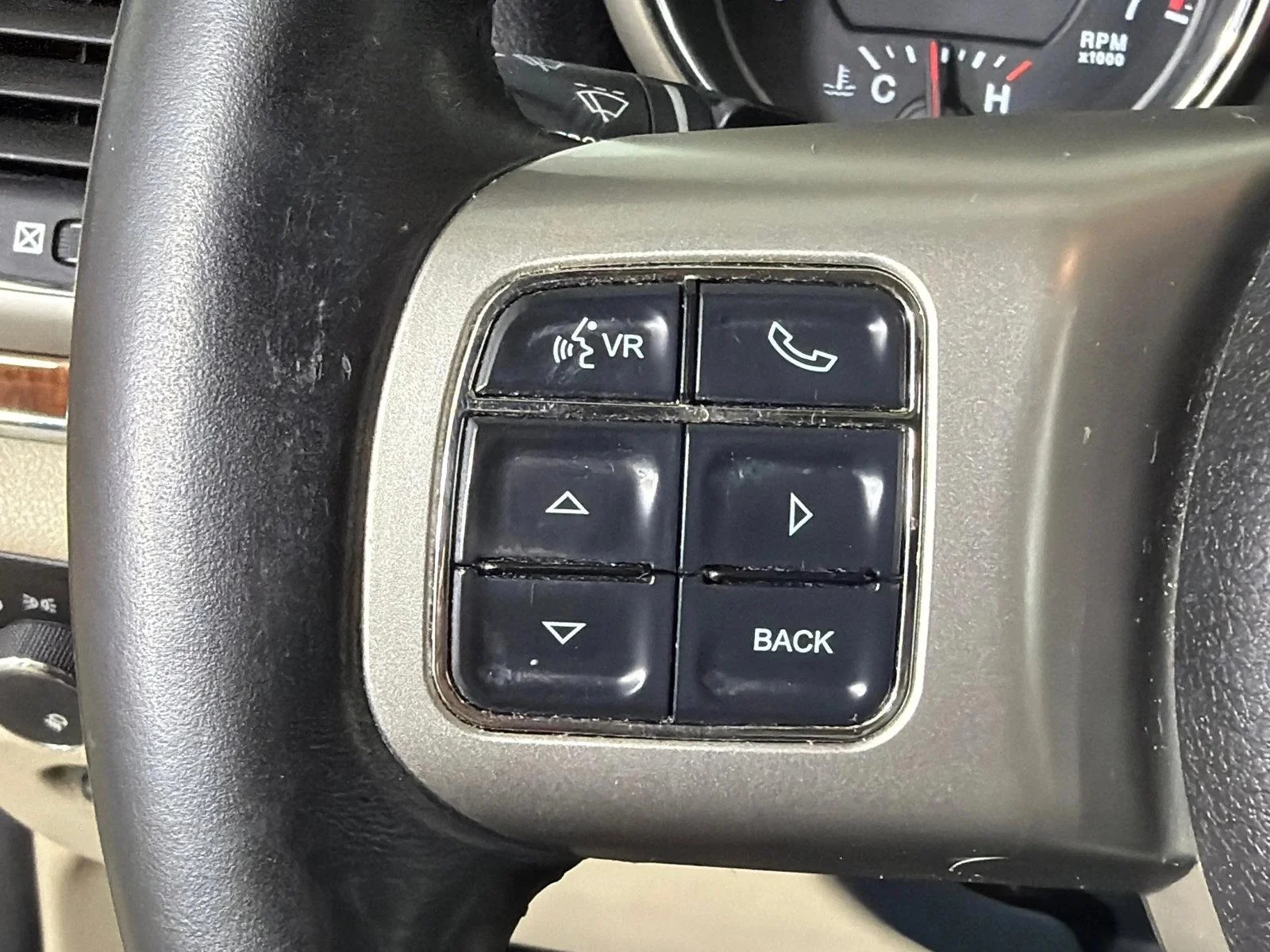 Used 2011 White Jeep Limited image 26