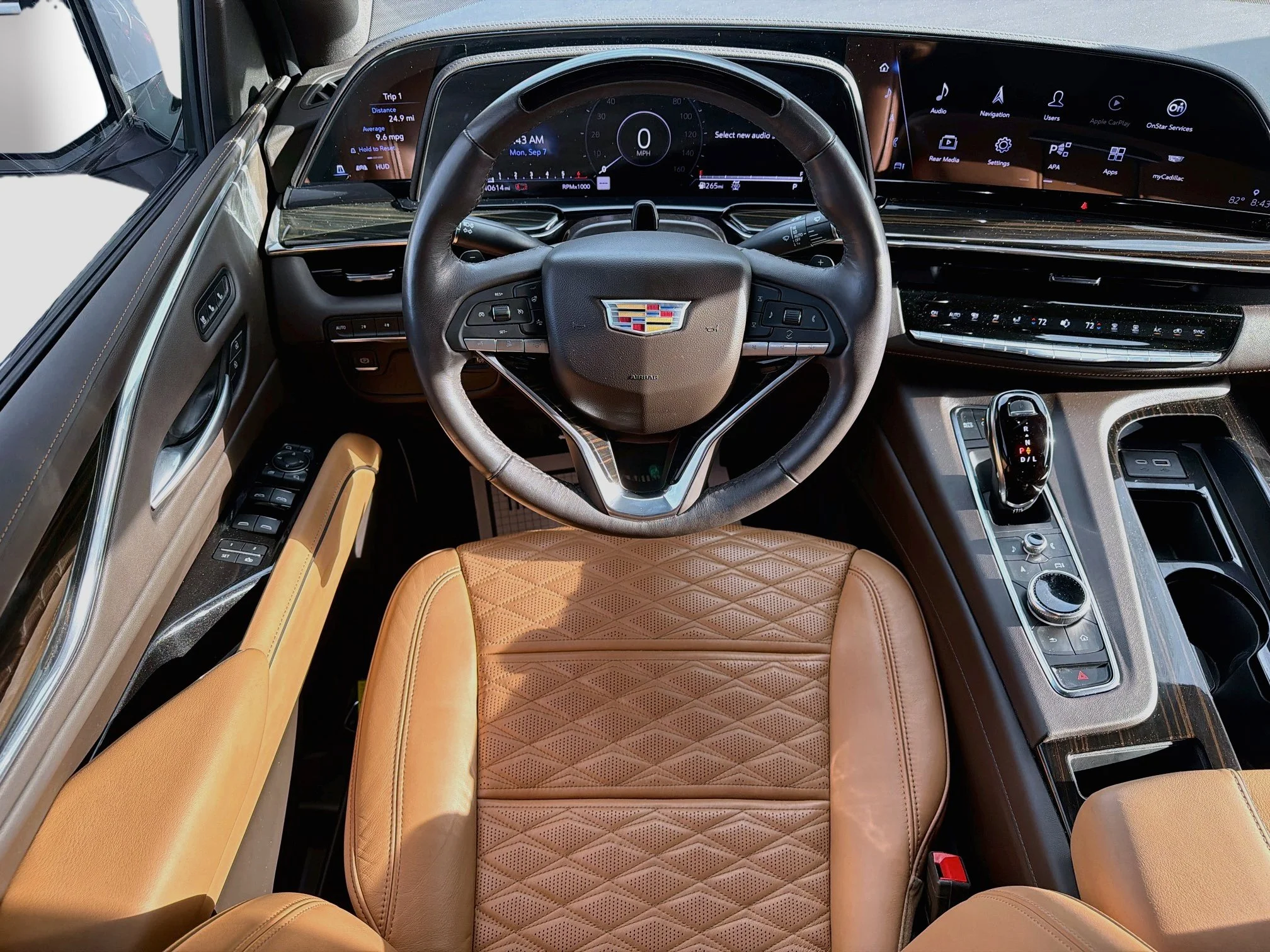 Used 2023 Crystal White Tricoat Cadillac 4WD Premium Luxury image 17