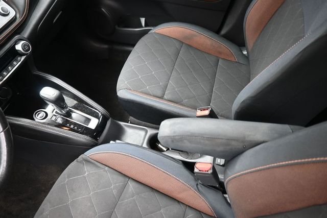 Used 2018 Blue Nissan SR image 30