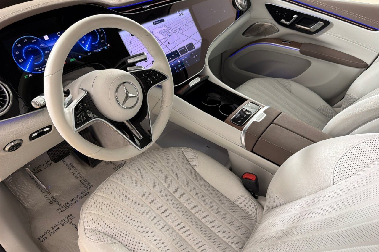 Used 2024 Twilight Blue Metallic Mercedes-Benz EQS 450+ image 9