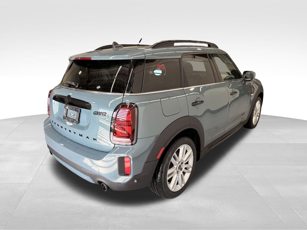 Used 2024 Green MINI  image 6