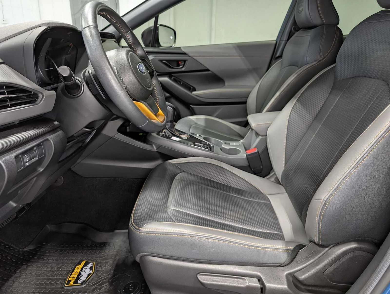 Used 2024 Geyser Blue Pearl Subaru Wilderness image 4