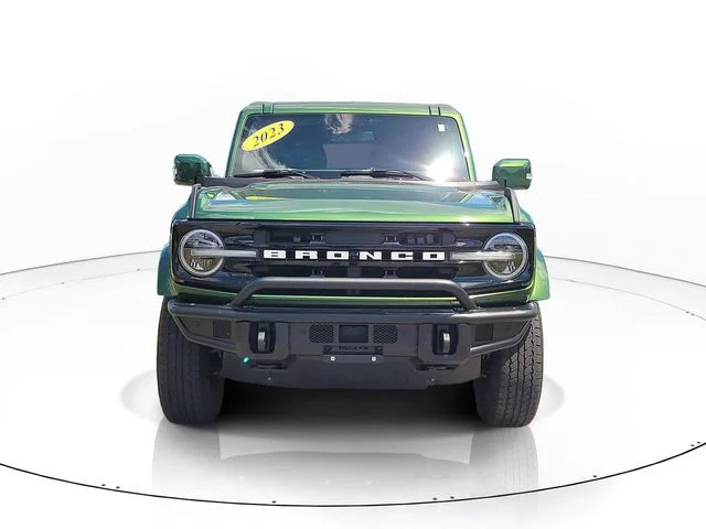 Used 2023 Green Ford Outer Banks image 2