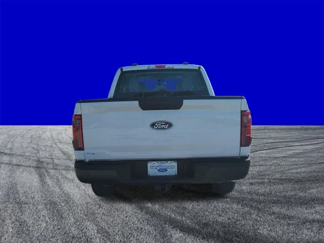 New 2026 Oxford White Ford XL image 5