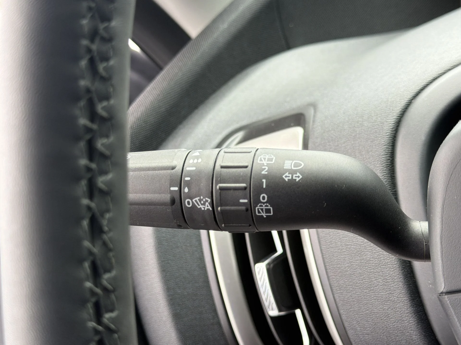 New 2026 Agate Black Metallic Ford MAX Active image 13