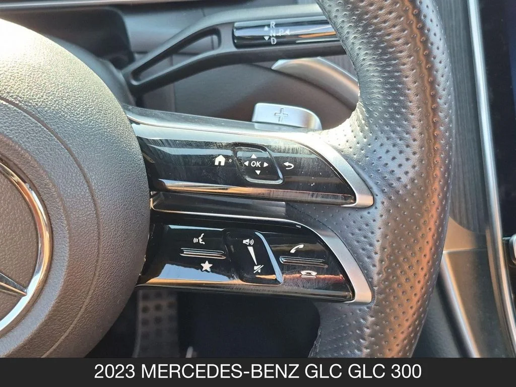 Used 2023 Black Mercedes-Benz GLC 300 image 18